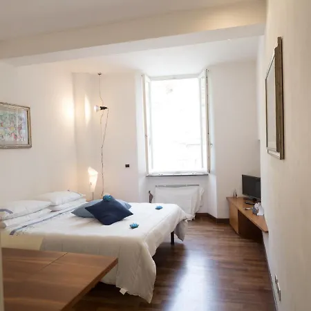 Margot Suite With Sea View And Ac Apartmán *